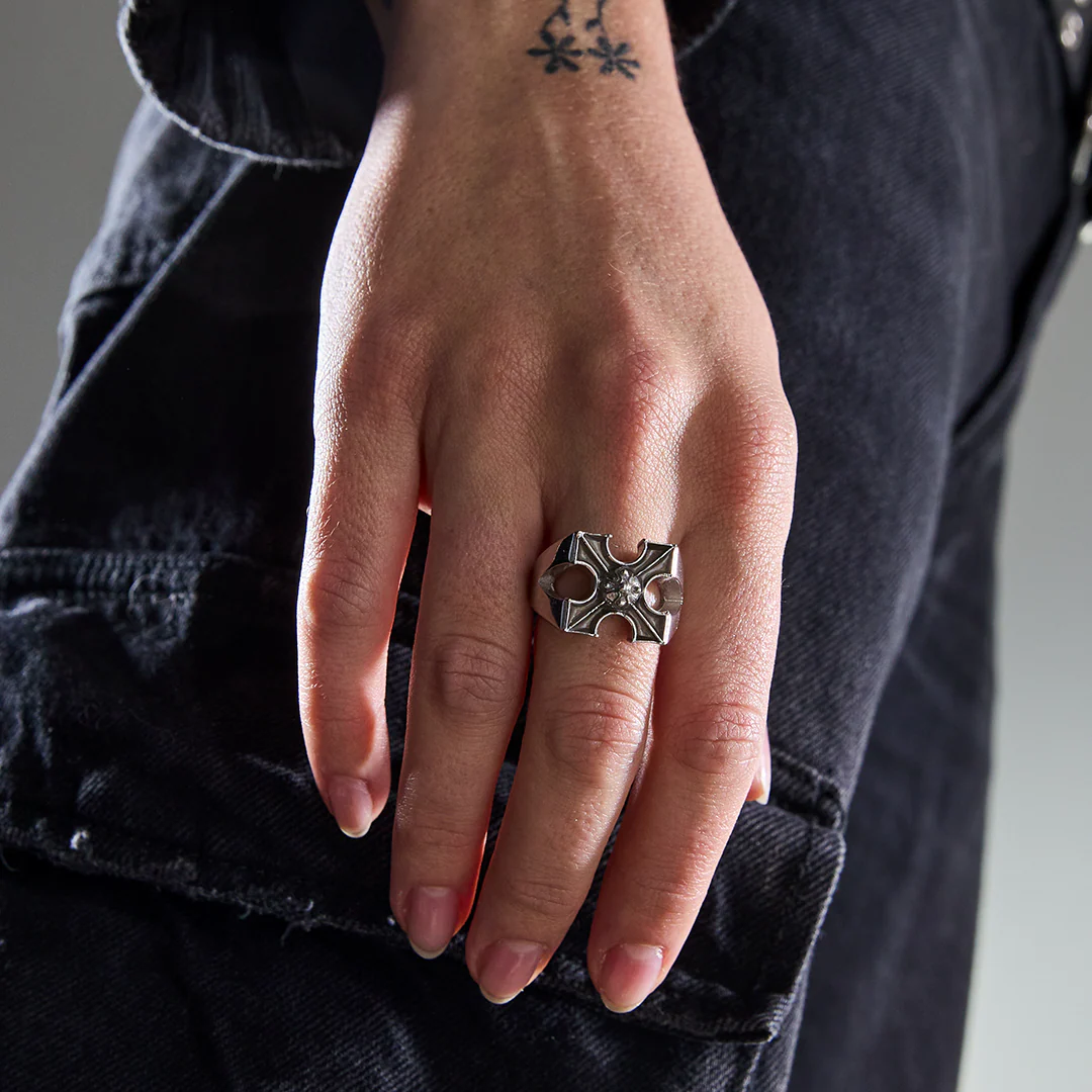 Crucifix - Ring - Image 3